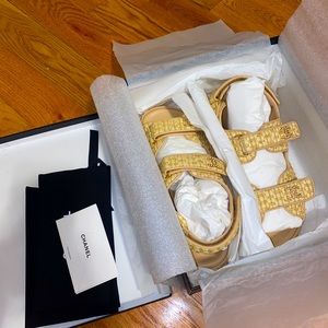 Chanel 21C Raffia Dad Sandals